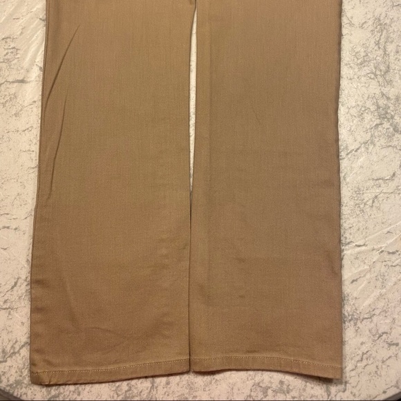 NYDJ Tan Straight Leg Jeans- NWOT! - Picture 6 of 9